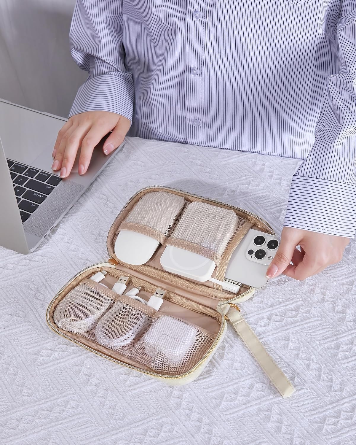 image:imageBAGSMART Cord Organizer Travel Cable Organizer Bag Tech Electronic Organizer Travel Case Travel Essentials for Charger Cable Phone Flash drive Single Layer BeigeSingle Layer Quilted Beige