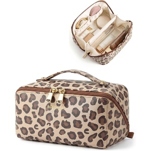 BAGSMART Makeup Bag Travel Cosmetic Bag,Women Toiletry Case, Classic Brown(06- Brown Leopard)