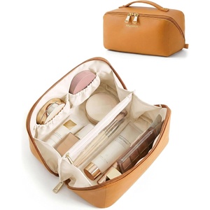 BAGSMART Makeup Bag Travel Cosmetic Bag,Women Toiletry Case, Classic Brown(20- Ginger Yellow)