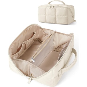 BAGSMART Spacious Travel Makeup Bag, Water-Resistant Toiletry Organizer(Light Beige)